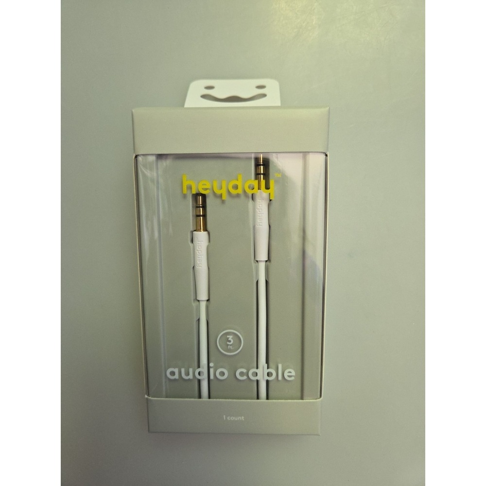 Heyday Audio 3.5mm to 3.5mm Auxiliary (Aux) Round Cable 3ft White - Picture 1 of 3